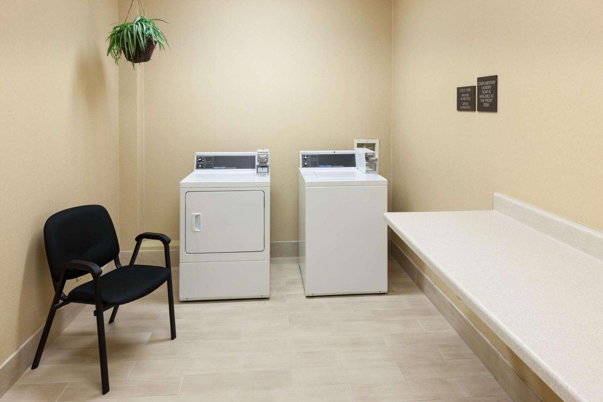 Hilton Garden Inn Mcallen Airport Экстерьер фото